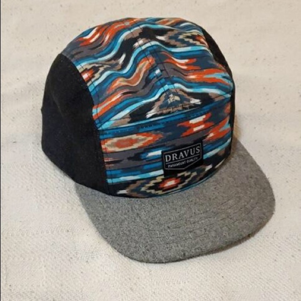 5 panel Dravus Hat